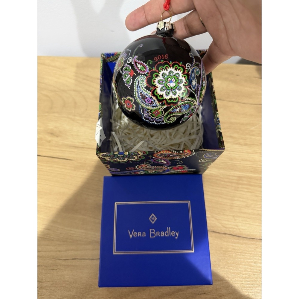 Vera‎ Bradley Kiev Paisley 2016 Christmas Ball Ornament L